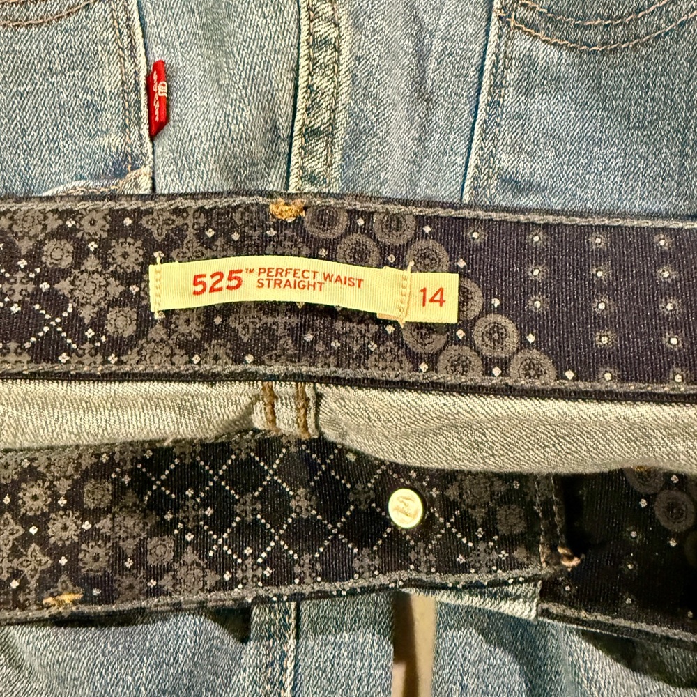 Levi's 525 Perfect Waist Straight  Women's Blue Jeans Size 14 - Picture 7 of 12